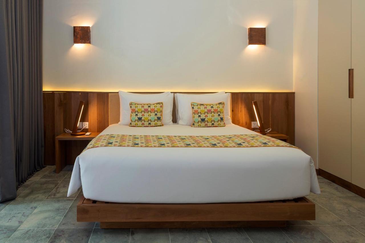 Island Center Point Hotel Ко Ронг Санлоем Екстериор снимка